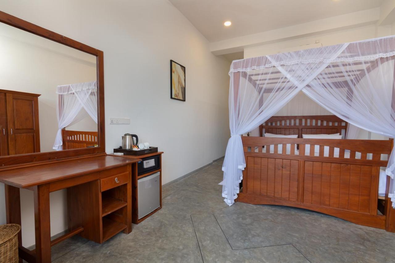 Samaraana Hotel Ahangama Buitenkant foto